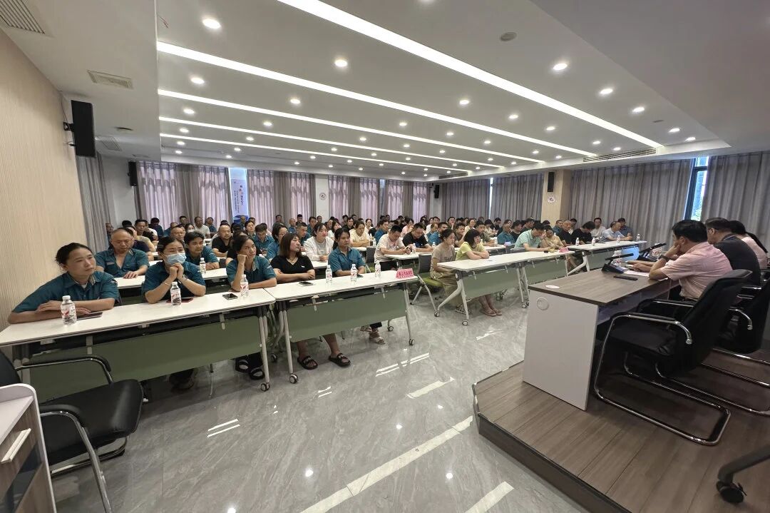 Changshu Poliéster realizou a terceira e quarta conferências de representantes de membros e representantes de funcionários do sindicato